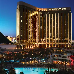 Resort Mandalay Bay ****
