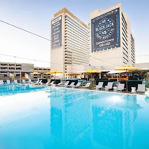 https://downtown-grand-las-vegas-north-las-vegas.las-vegashotels.net